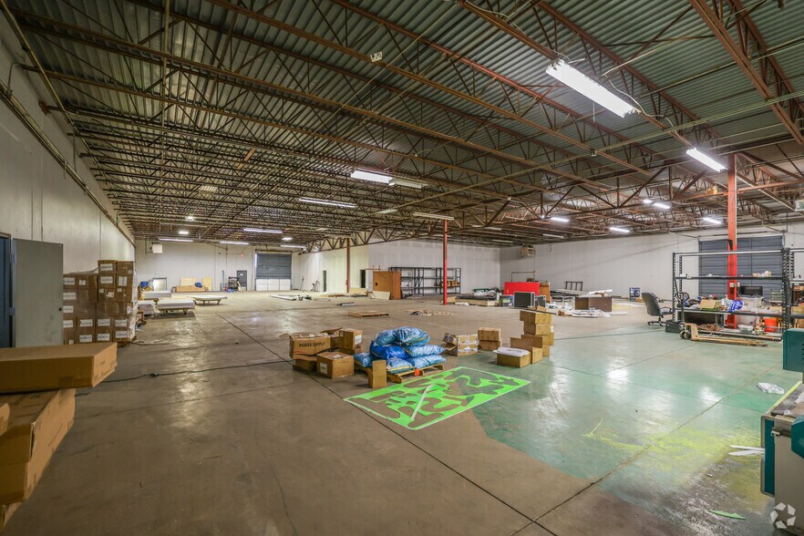 More Photos Of 5555-5563 S 104th East Ave, Tulsa Manufacturing For Sale