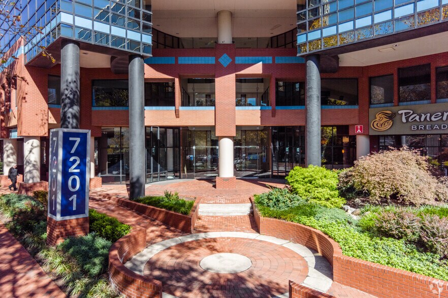 More Photos Of 7201 Wisconsin Ave, Bethesda Office For Lease