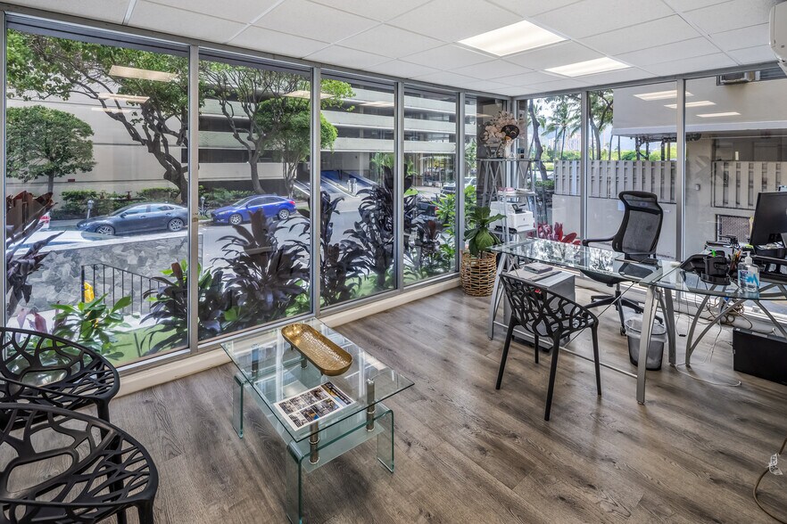 More Photos Of 441 Walina St, Honolulu Apartments For Sale