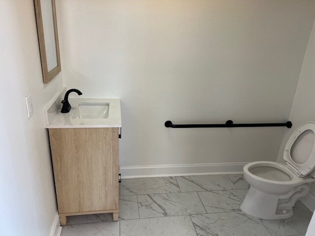 More Photos Of 1005 W Market St, Greensboro Office For Lease