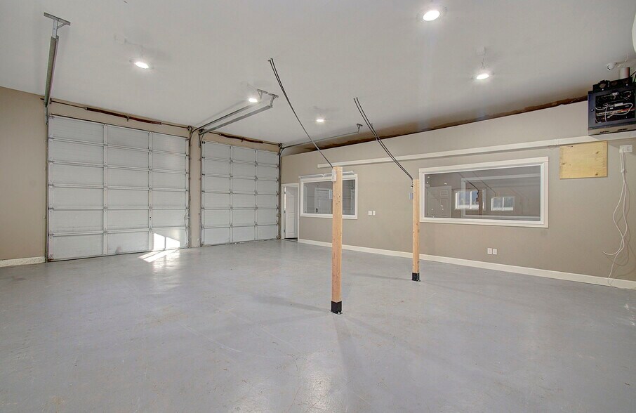 More Photos Of 10605 NE 117th Ave, Vancouver Industrial For Sale