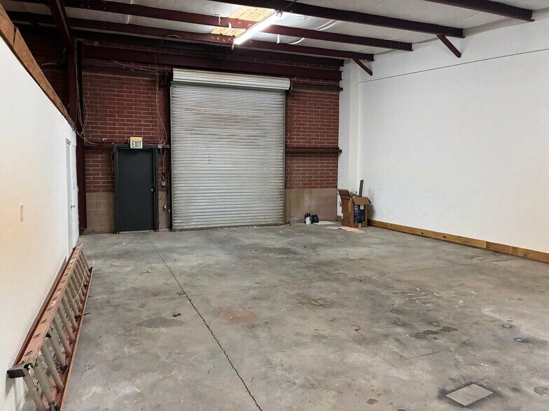 More Photos Of 6601 Walt Dr, Birmingham Light Manufacturing For Lease