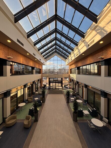 More Photos Of 12700 Southfork Rd, Saint Louis Medical For Lease