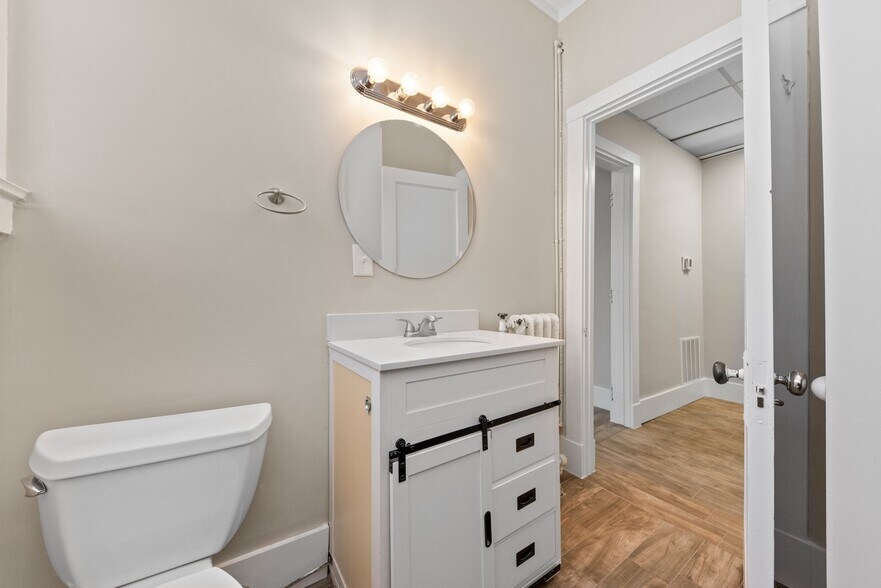 More Photos Of 251 E Main St, Batavia Office For Sale