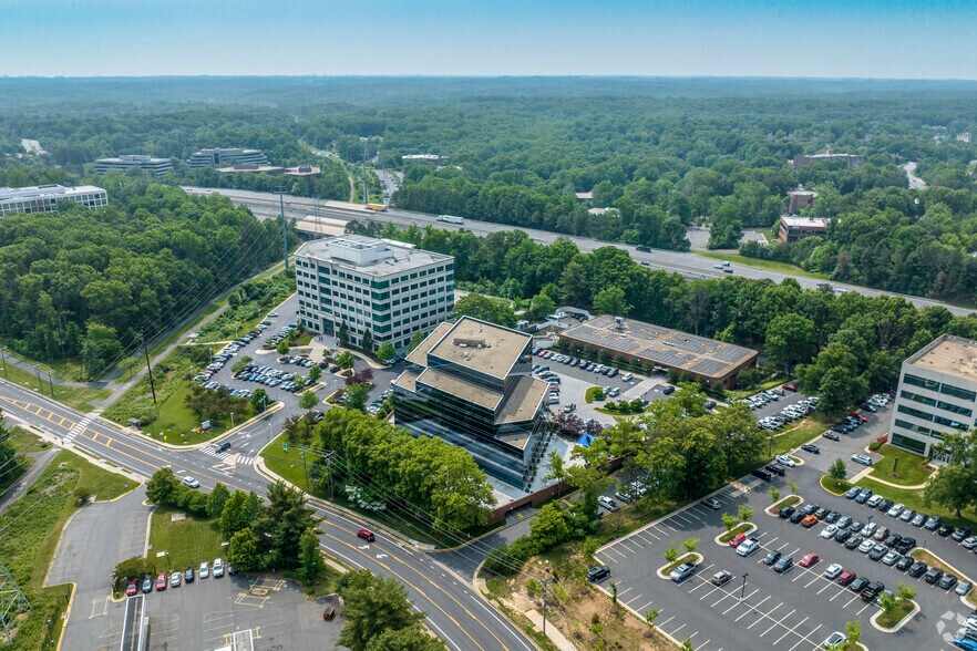 More Photos Of 11107 Sunset Hills Rd, Reston Medical For Lease