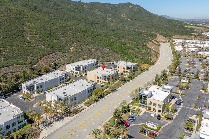 More Photos Of 27321-27327 Via Industria, Temecula Light Distribution For Lease