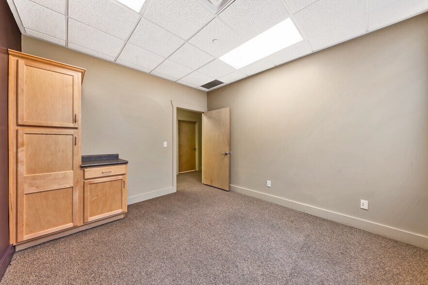 More Photos Of 7478 S Campus View Dr, West Jordan Medical For Lease