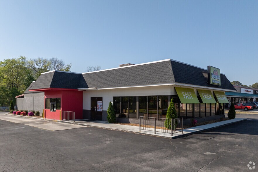 Primary Photo Of 2609 Gault Ave, Fort Payne Fast Food For Sale