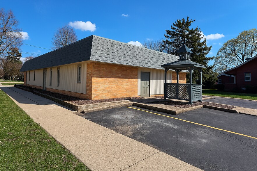 Primary Photo Of 230 North Ave, Mount Clemens Serviced Offices For Lease