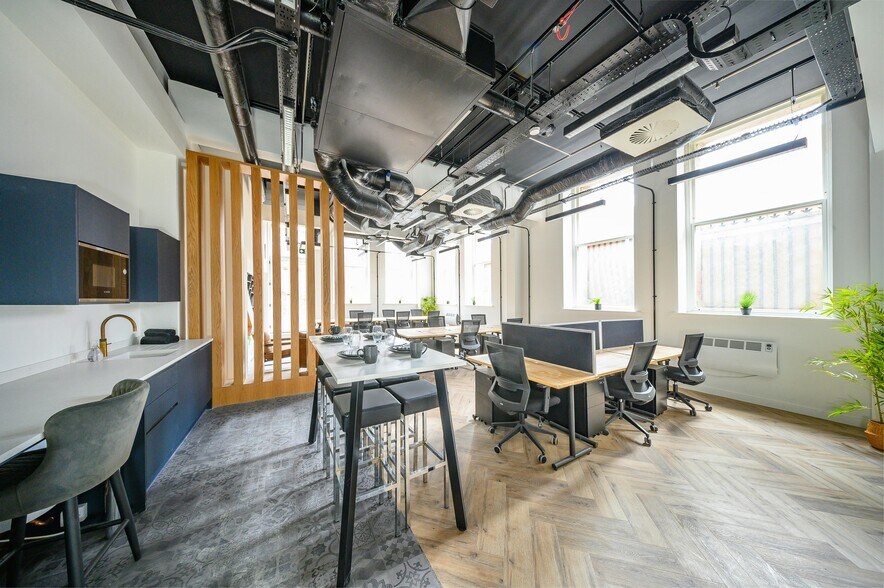 More Photos Of 2 Great George St, Leeds Coworking Space