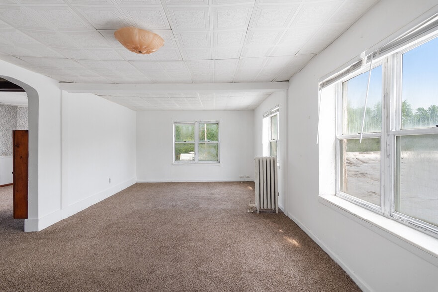 More Photos Of 3279 Emmett Rd, Emmett Multifamily For Sale