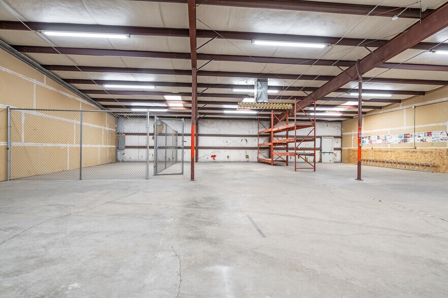 More Photos Of 1244 Calle de Comercio, Santa Fe Warehouse For Sale