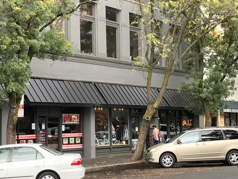 Primary Photo Of 221-227 G St, Davis Storefront Retail Office For Lease