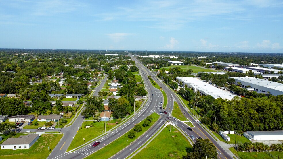 More Photos Of 4100 Silver Star Rd, Orlando Unknown For Lease