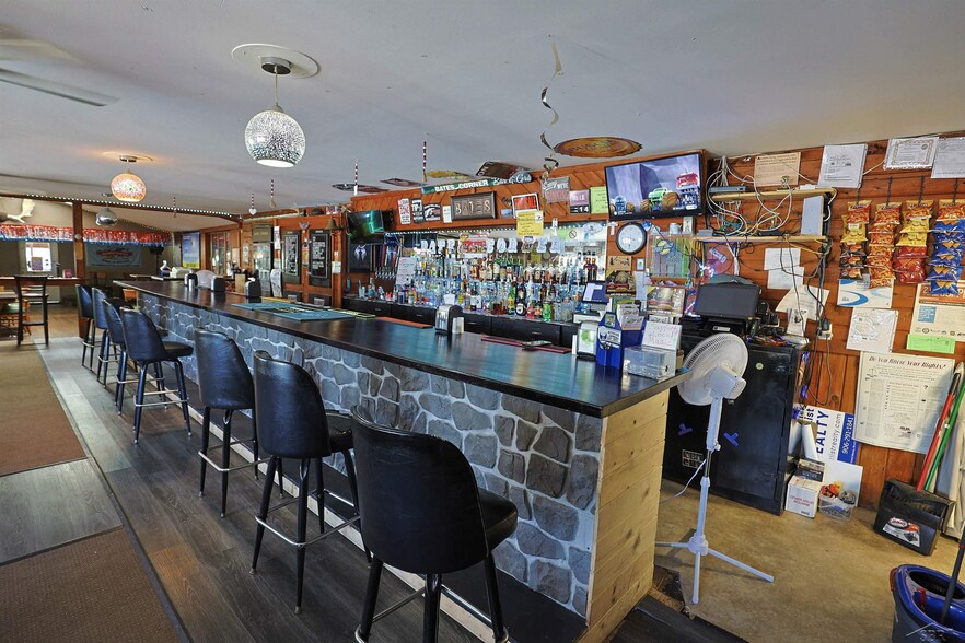 More Photos Of W16431 US Highway 2, Gould City Lodge Meeting Hall For Sale