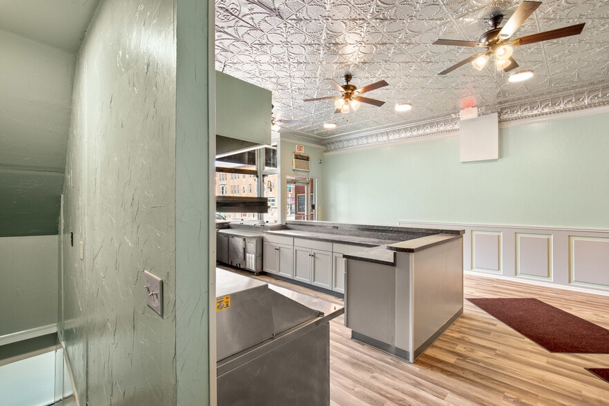 More Photos Of 105 E Main St, Somerset Storefront Retail Residential For Sale