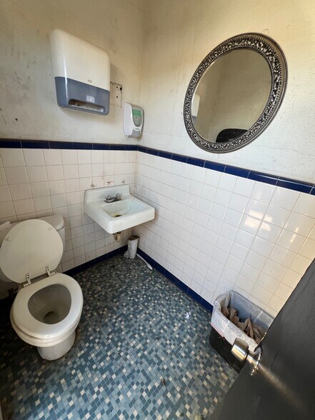 More Photos Of 2140 US Highway 70, Connelly Springs Auto Repair For Sale