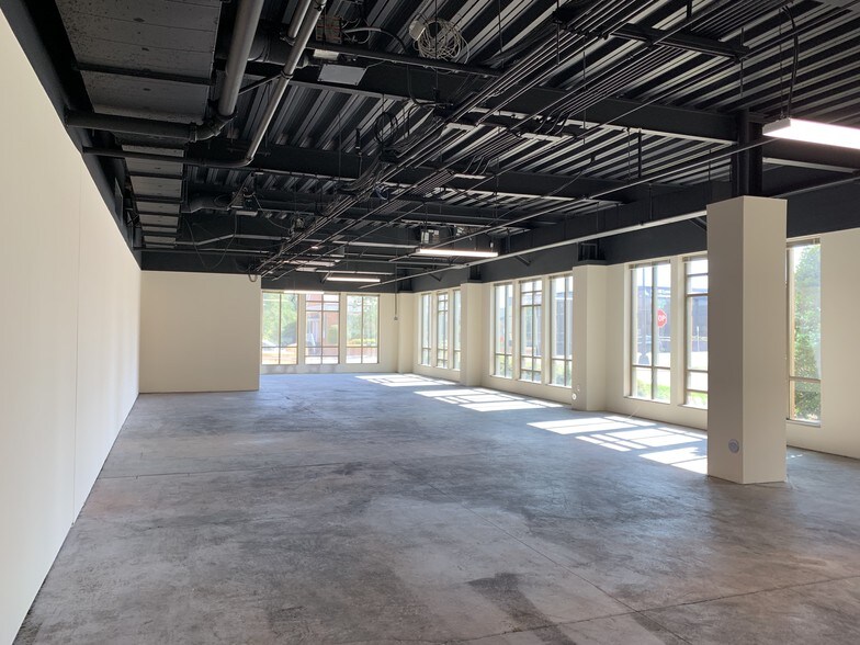More Photos Of 320 E Main St, Spartanburg Office For Lease