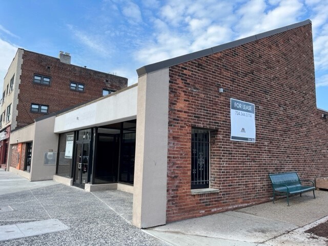More Photos Of 620 Washington Rd, Pittsburgh Bank For Lease
