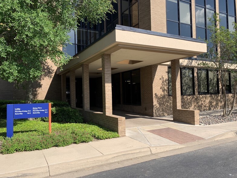 More Photos Of 3305 Steck Ave, Austin Loft Creative Space For Lease