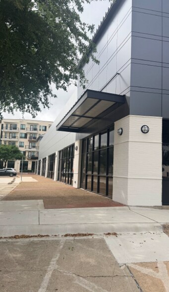 Primary Photo Of 4460 Trinity Mills Rd, Dallas General Retail For Sale