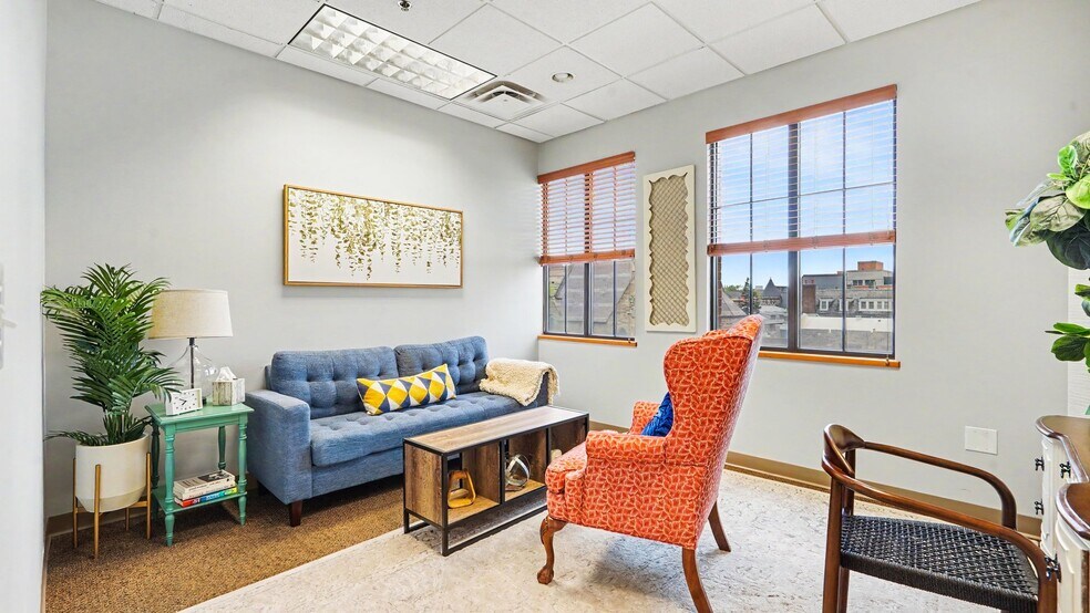 More Photos Of 333 Maynard St, Ann Arbor Office For Sale