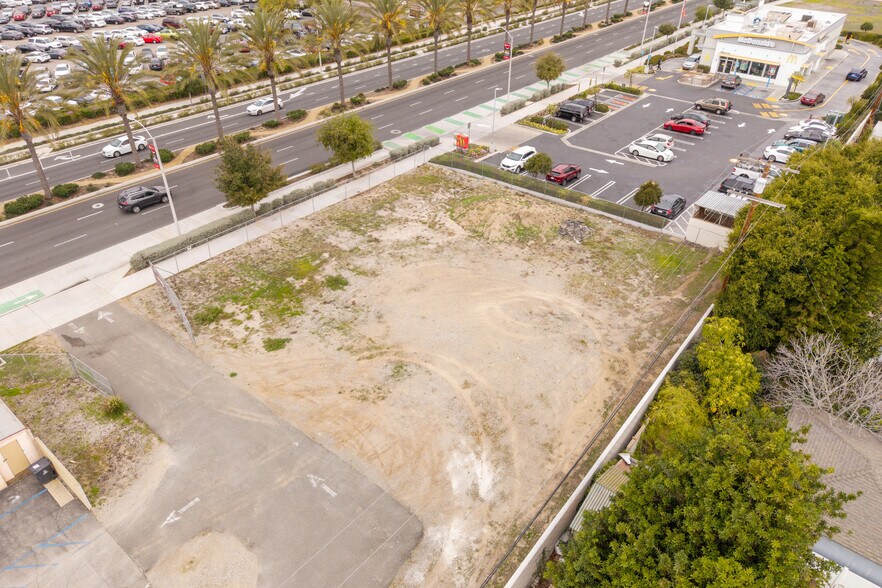 More Photos Of 1421 N Bristol St, Santa Ana Land For Sale