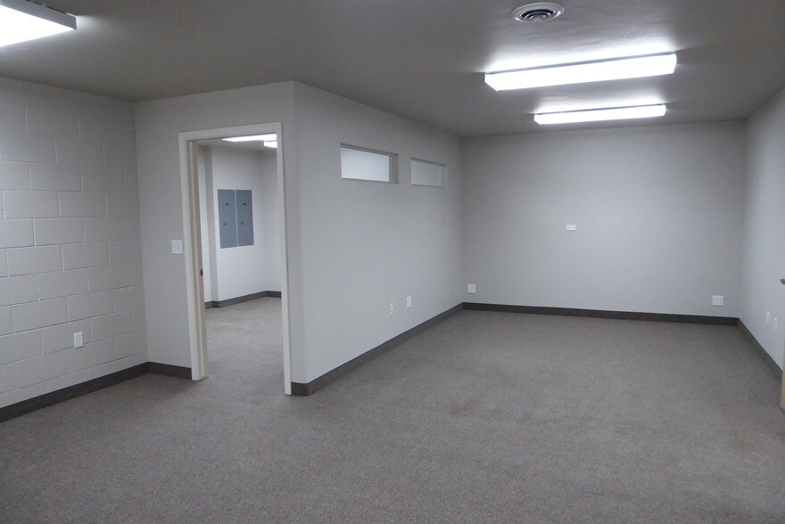 More Photos Of 132 E 5th St, Delta Office For Lease