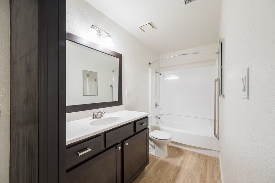 More Photos Of 367 N Union Rd, Manteca Apartments For Sale
