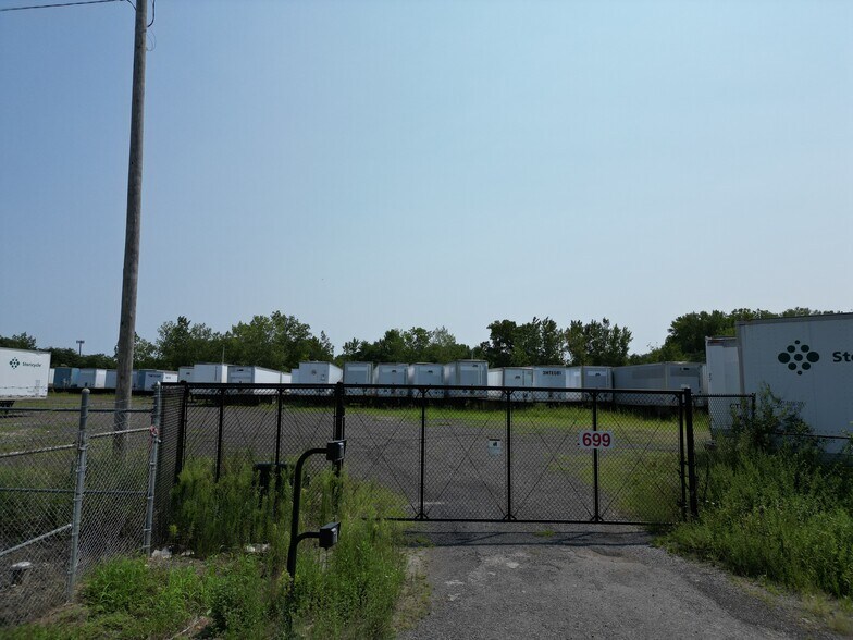 More Photos Of 699 Old Bristol pike, Morrisville Land For Lease