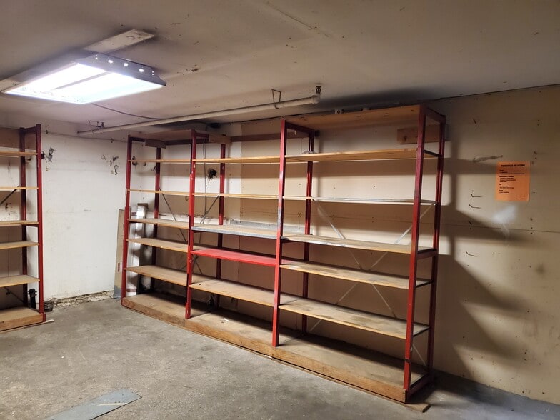 More Photos Of 2715 Ingalls St, San Francisco Warehouse For Lease