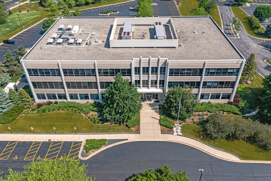More Photos Of 1955 W Field Ct, Lake Forest Office For Lease