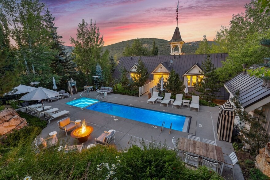 More Photos Of 543 Park Ave, Park City Hotel For Sale