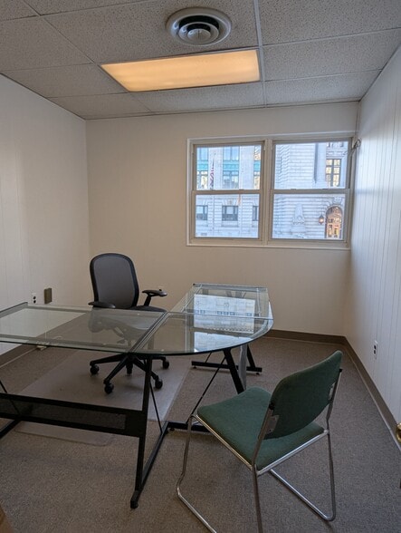 More Photos Of 572-574 Newark Ave, Jersey City Office For Sale