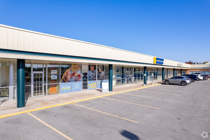 More Photos Of N64W24678 Main St, Sussex Freestanding For Lease