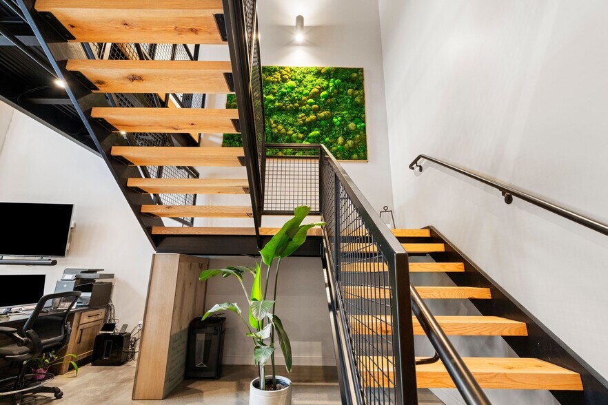 More Photos Of 2 Ricketts Pond Dr, Carver Light Distribution For Lease