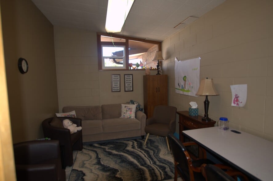 More Photos Of 1440 W 29th St, Loveland Medical For Lease