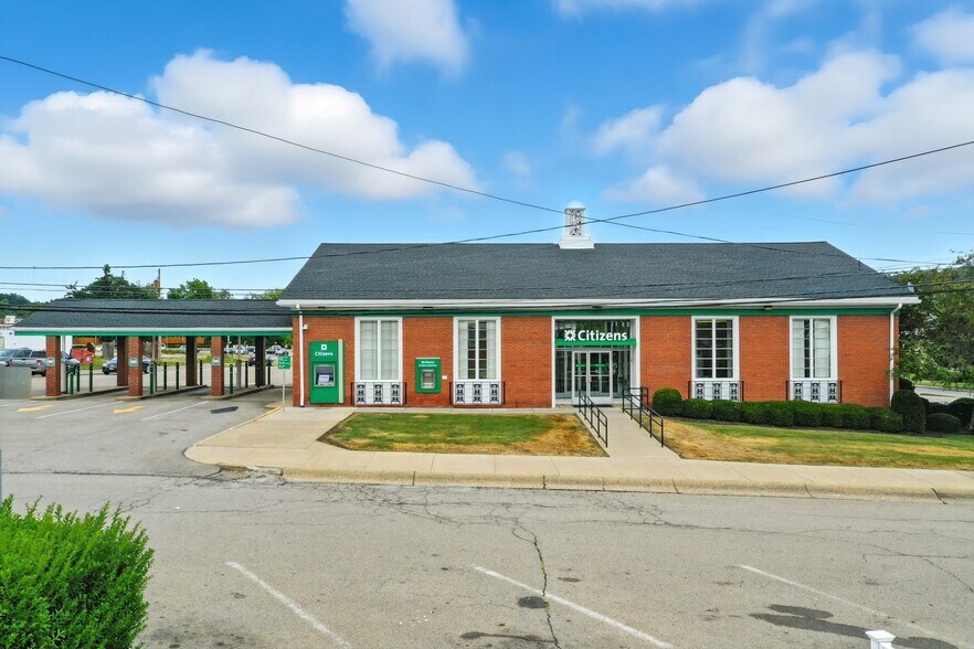 More Photos Of 907 22nd St, Aliquippa Bank For Sale