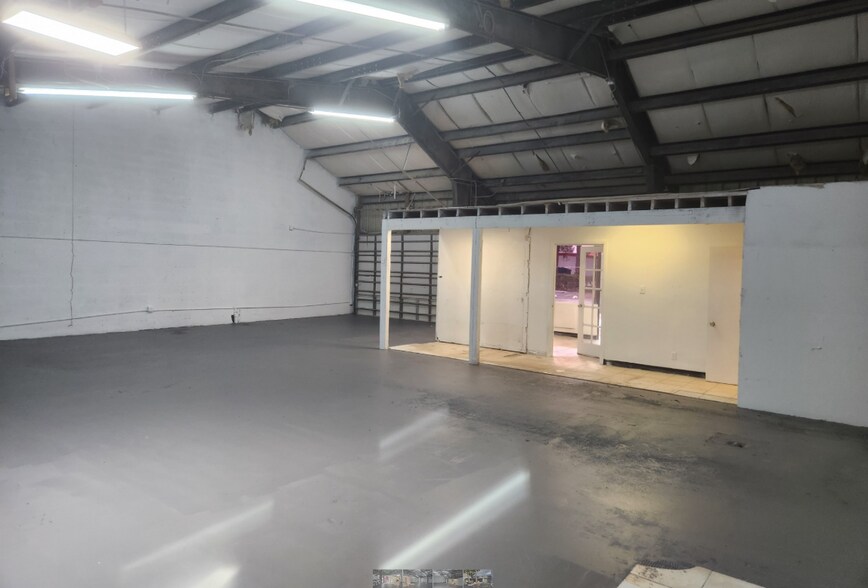 More Photos Of 7150 Devons Rd, Riviera Beach Warehouse For Lease