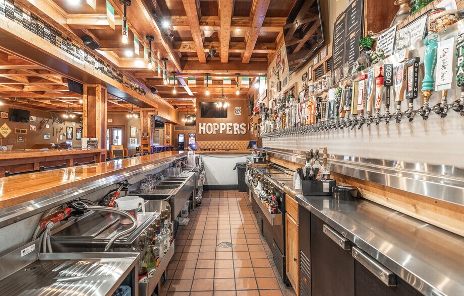 More Photos Of 717 N Pine St, Rolla Restaurant For Sale