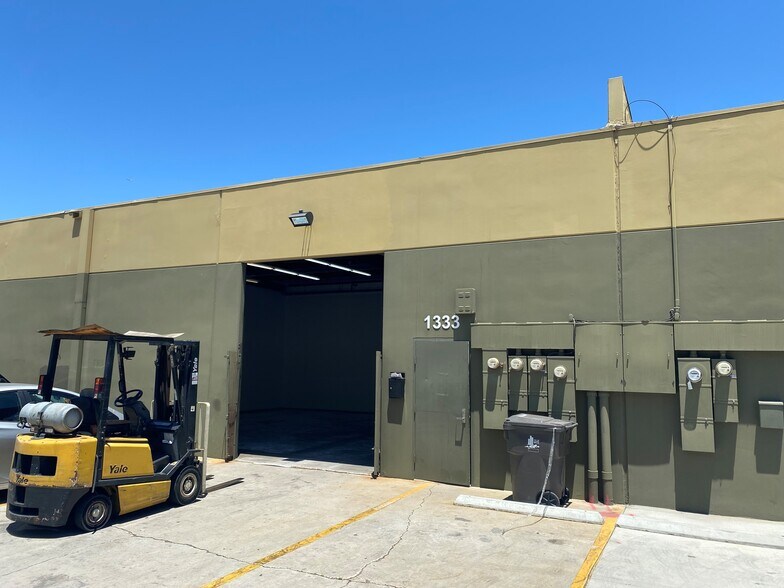 Primary Photo Of 1305-1339 Oregon Ave, Long Beach Warehouse For Lease