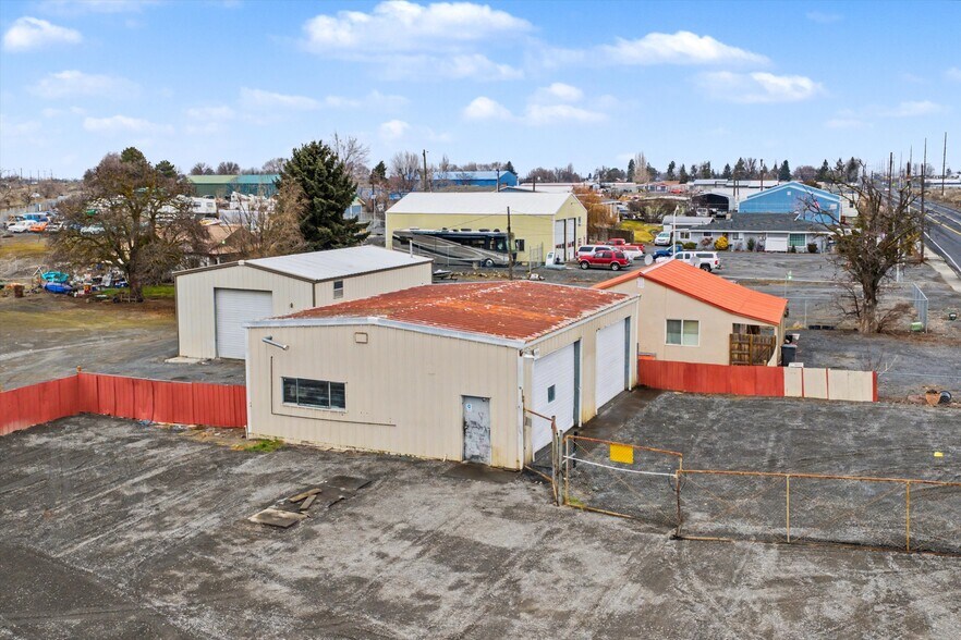 More Photos Of 4150 Stratford Rd NE, Moses Lake Specialty For Sale