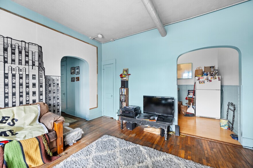 More Photos Of 212 Grant St, Buffalo Apartments For Sale