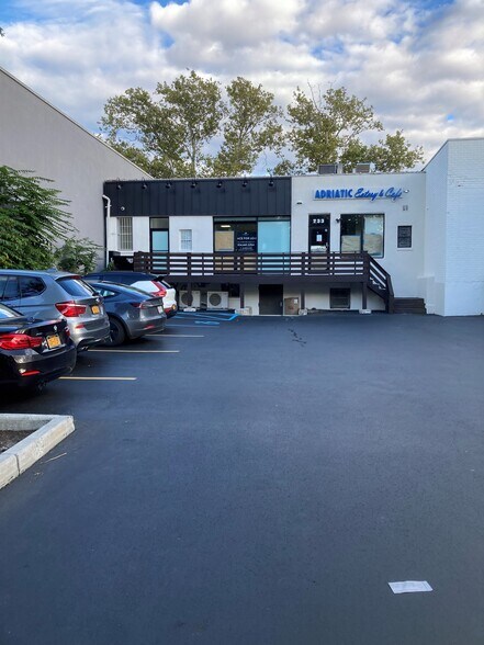 Primary Photo Of 733 White Plains Rd, Scarsdale Storefront Retail Office For Lease