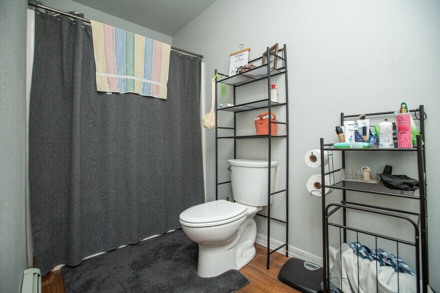 More Photos Of 309 Main St, Westcliffe Storefront Retail Office For Sale