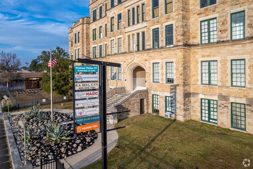 More Photos Of 1010 12th Ave, Pensacola Medical For Lease