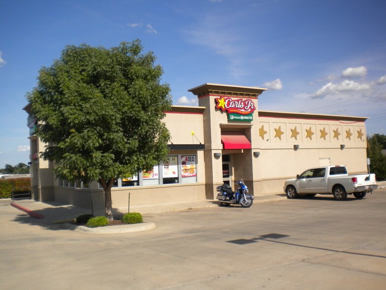 More Photos Of 2617 Oklahoma Ave, Woodward Fast Food For Lease