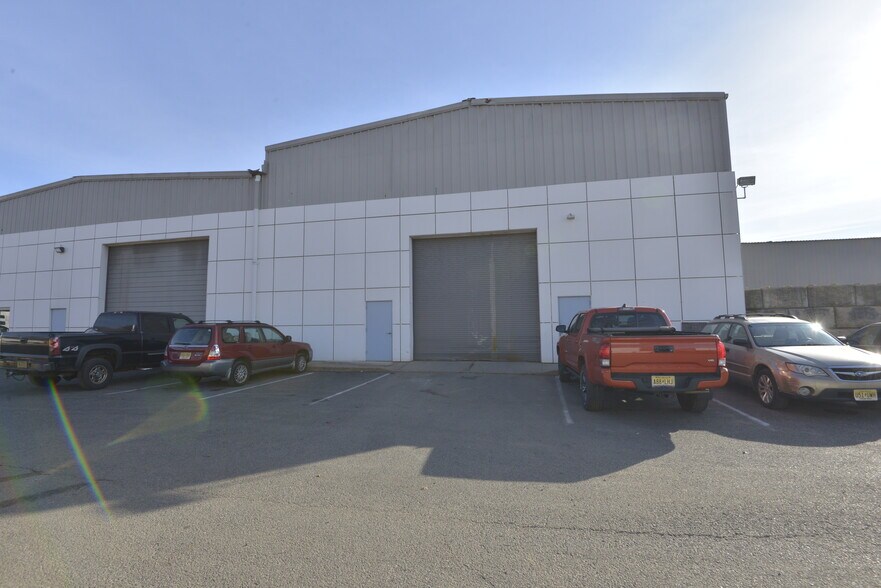 More Photos Of 97 Chimney Rock Rd, Bridgewater Unknown For Lease