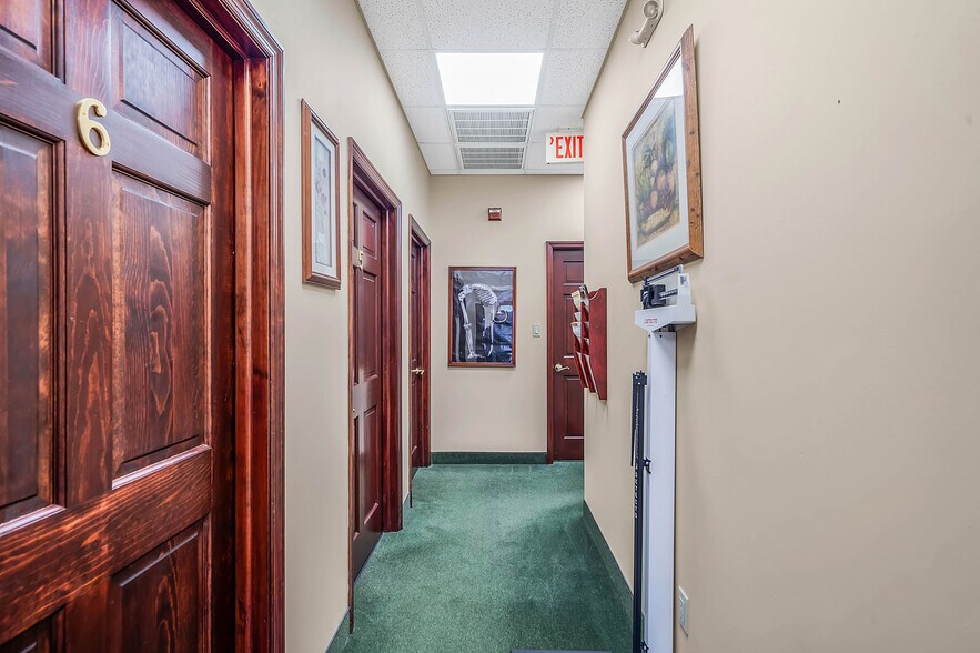 More Photos Of 201 Portion Rd, Ronkonkoma Loft Creative Space For Lease