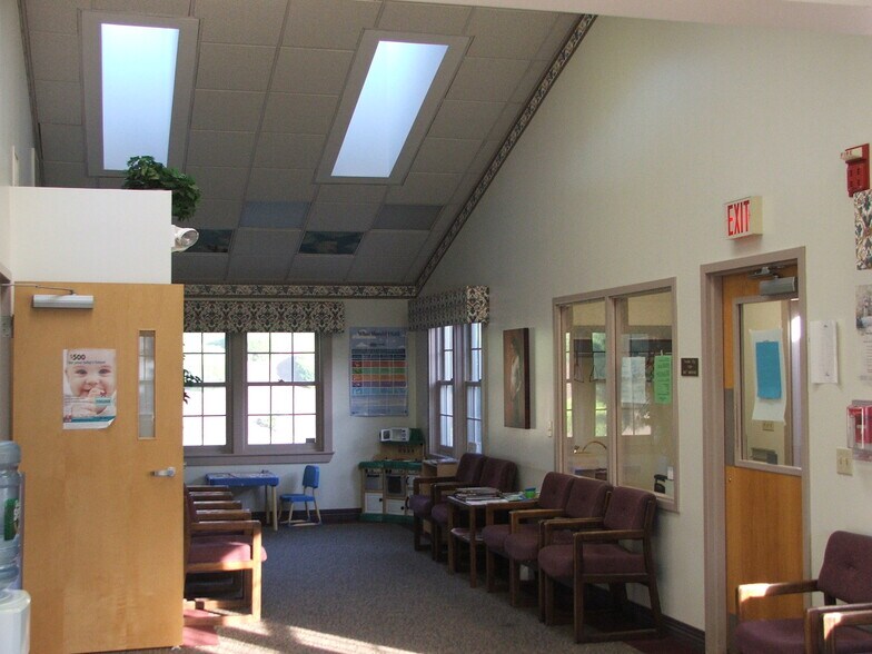 More Photos Of 5 Caldwell Rd, Augusta Medical For Sale